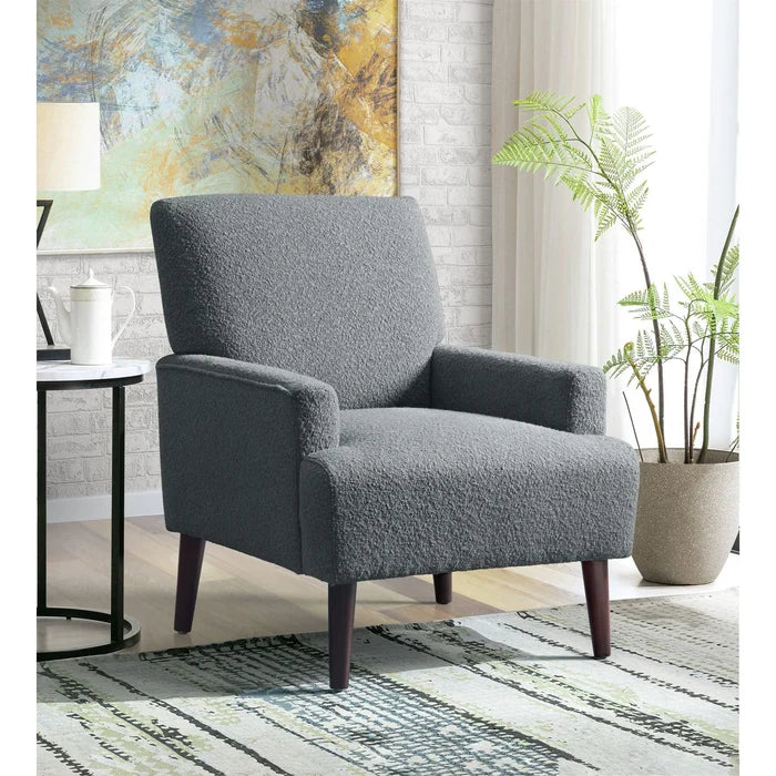 Kiwi Chair in 8077 Boucle